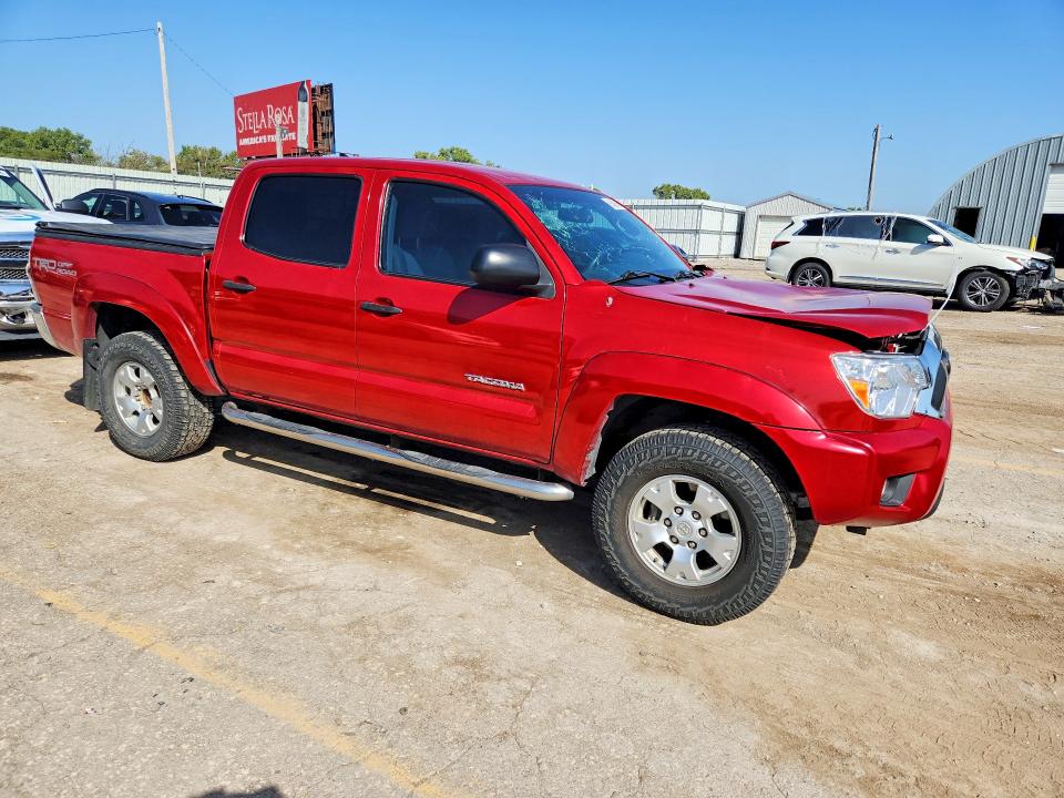Photo 4 from auction – 2014 TOYOTA TACOMA with VIN 3TMLU4ENXEM151980