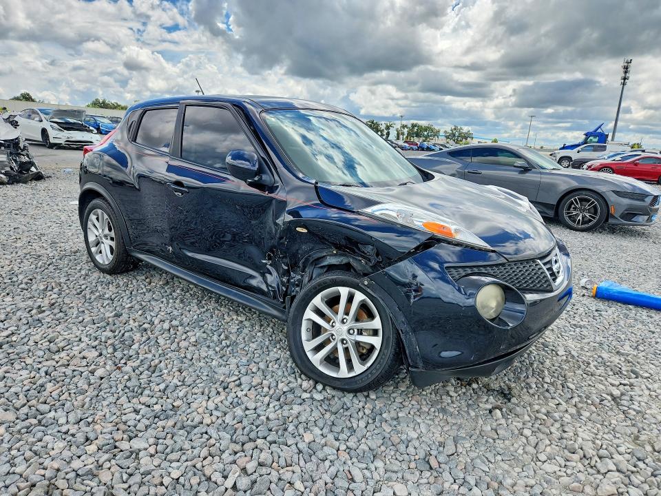 Photo 4 from auction – 2011 NISSAN JUKE with VIN JN8AF5MR3BT009564