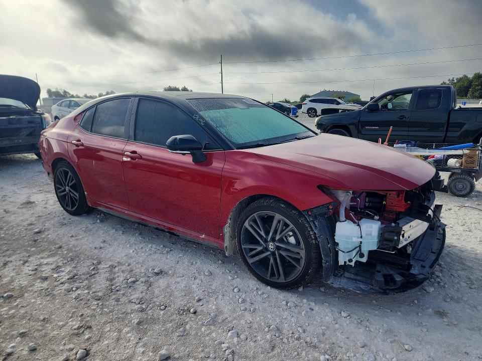 Снимка 4 от търг – 2026 TOYOTA CAMRY с VIN 4T1DAACKXTU302647