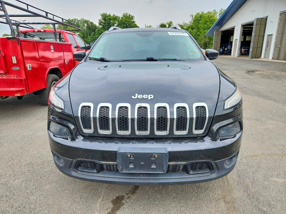 Photo 5 from auction – 2016 JEEP CHEROKEE with VIN 1C4PJMCB2GW371703