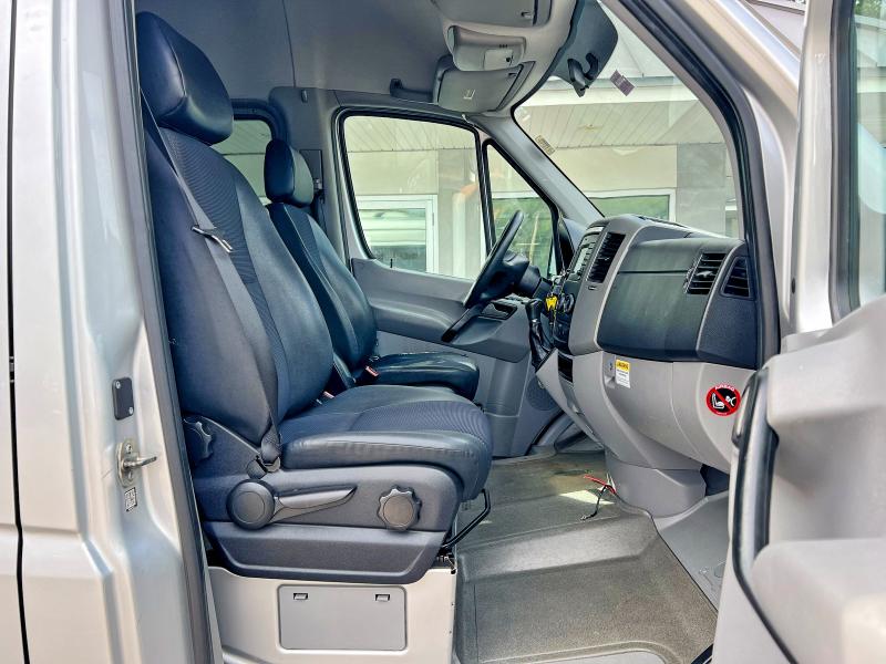 Photo 5 from auction – 2016 MERCEDES-BENZ SPRINTER with VIN WDZPE8CD0GP204151