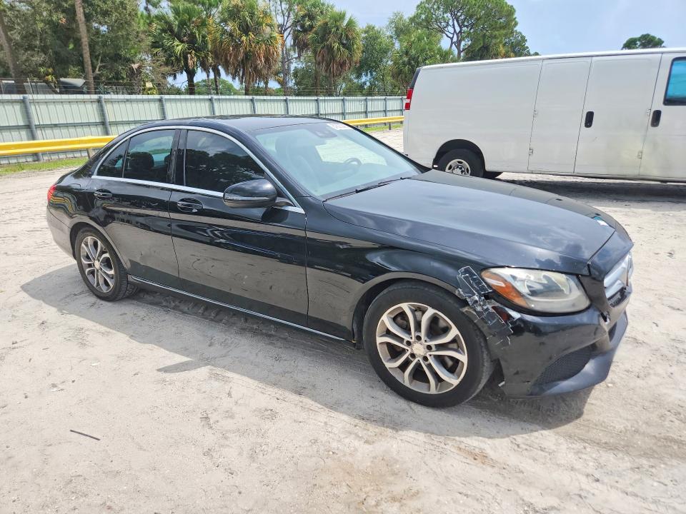 Photo 4 from auction – 2016 MERCEDES-BENZ C with VIN 55SWF4JB2GU128489