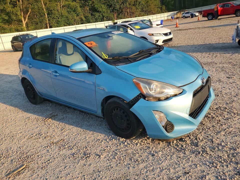 Photo 4 from auction – 2015 TOYOTA PRIUS C with VIN JTDKDTB34F1091847