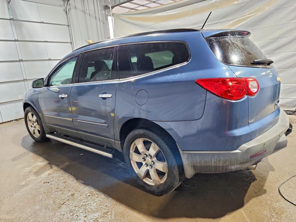 Photo 2 from auction – 2012 CHEVROLET TRAVERSE with VIN 1GNKVLED5CJ299112