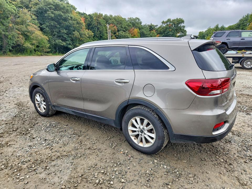 Photo 2 from auction – 2019 KIA SORENTO with VIN 5XYPGDA52KG540085