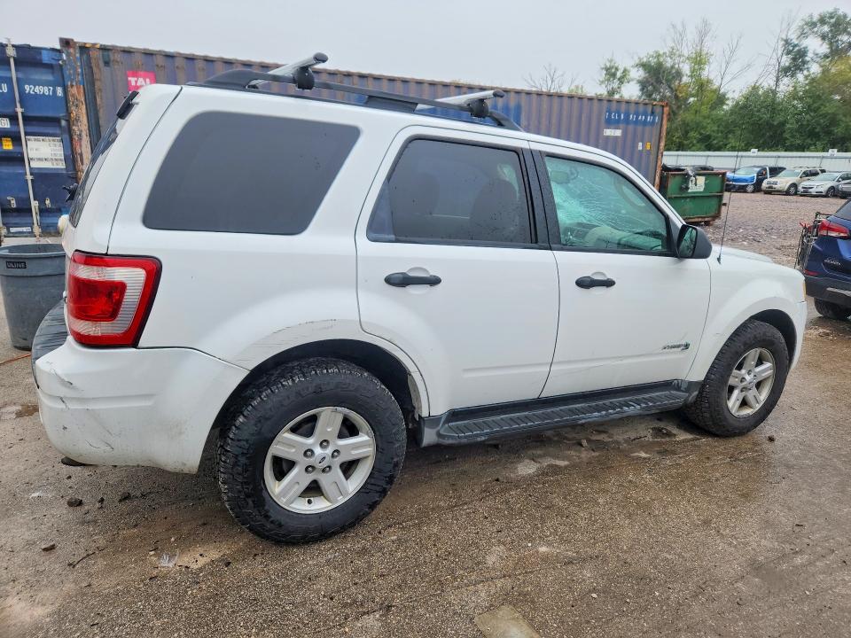 Photo 3 from auction – 2010 FORD ESCAPE with VIN 1FMCU4K36AKA61872