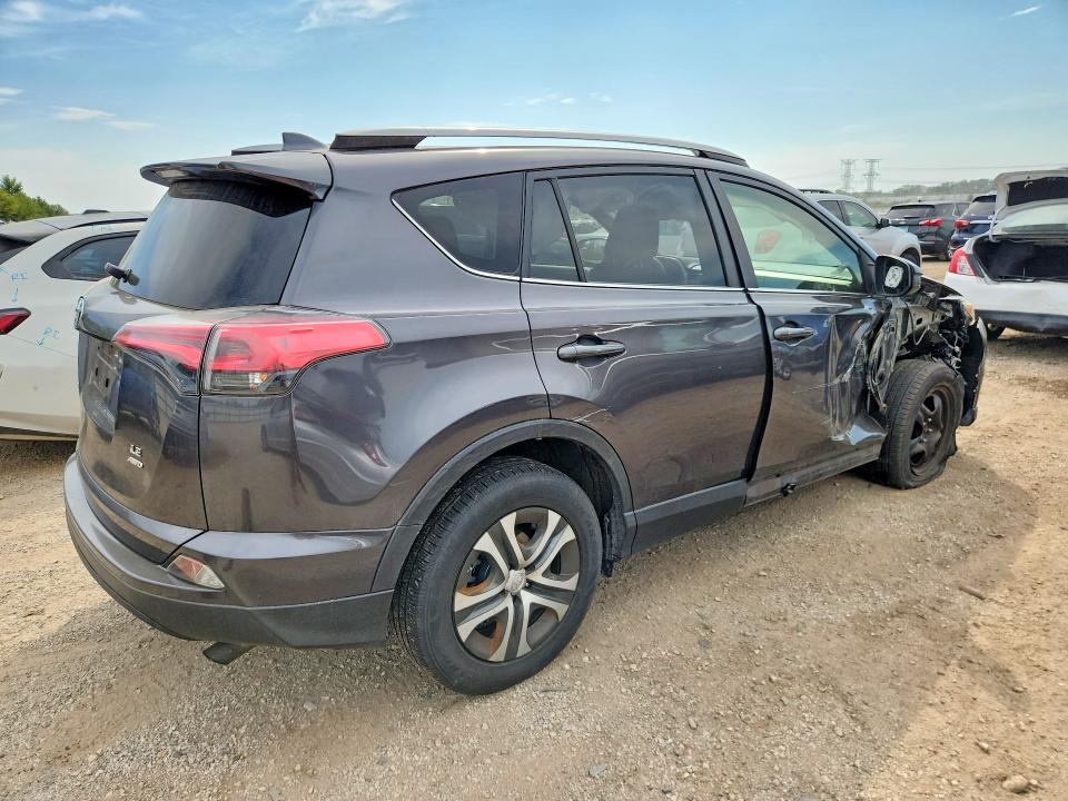 Photo 3 from auction – 2018 TOYOTA RAV4 with VIN JTMBFREV5JJ717229