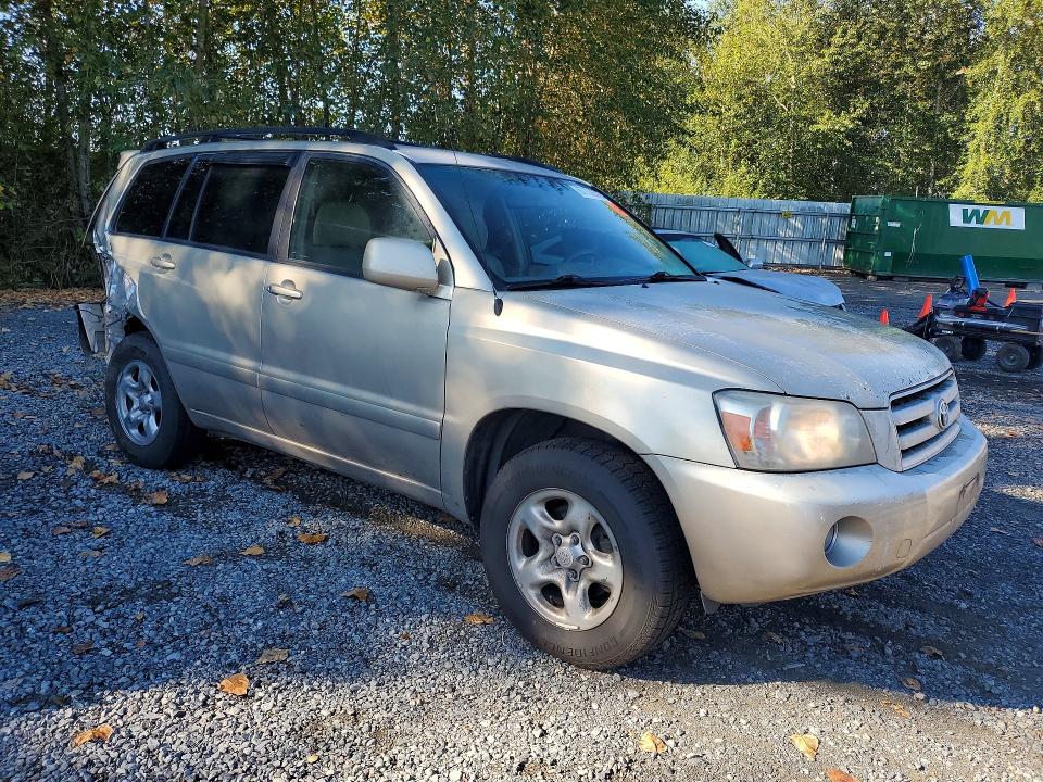 Photo 4 from auction – 2005 TOYOTA HIGHLANDER with VIN JTEGD21A250119175