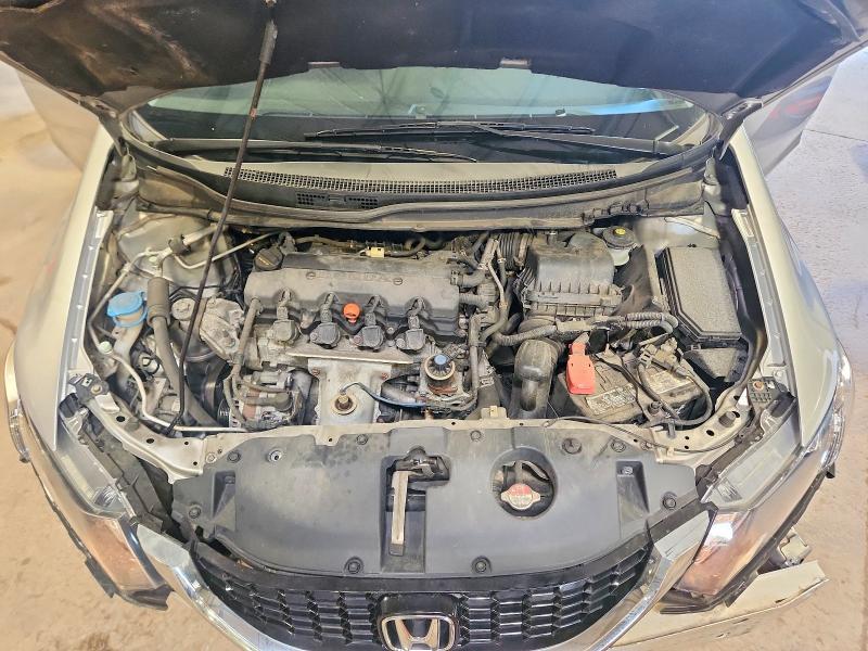 Снимка 11 от търг – 2015 HONDA CIVIC с VIN 19XFB2F83FE298749