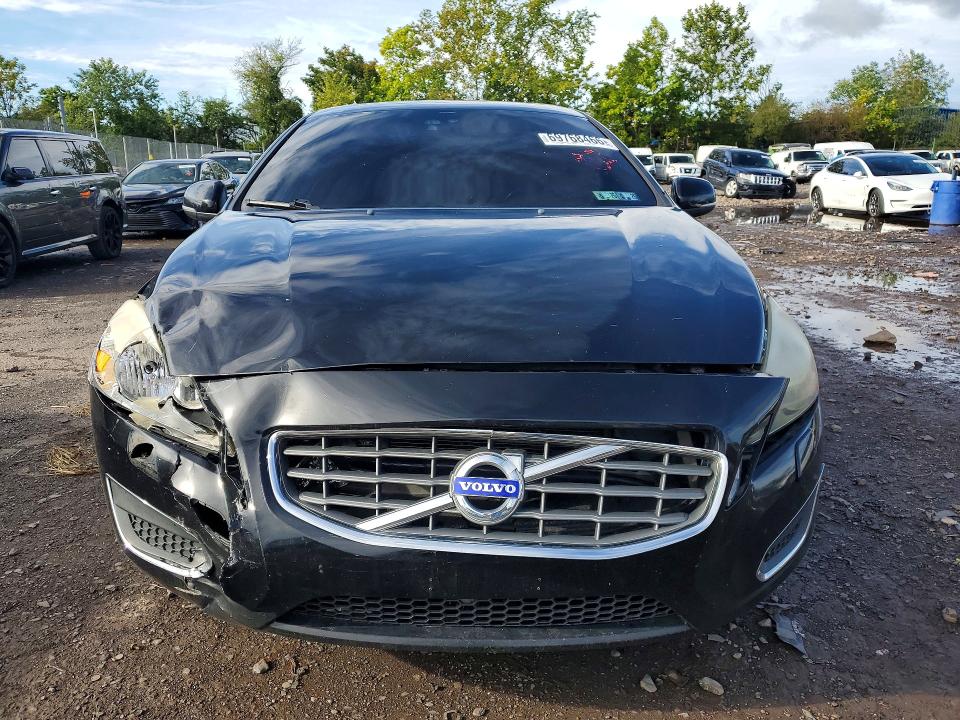 Photo 5 from auction – 2012 VOLVO S60 with VIN YV1622FS3C2092667