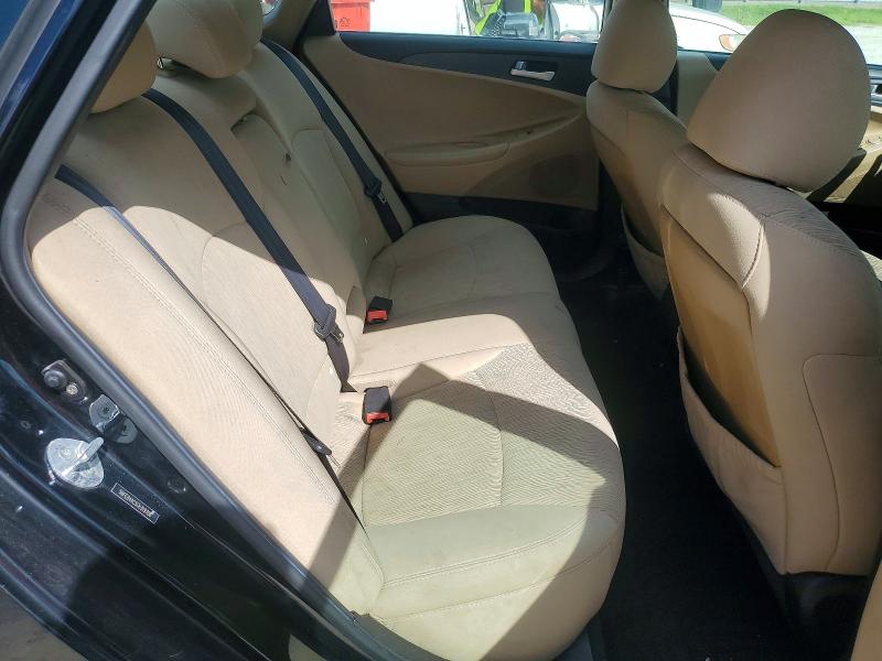 Photo 10 from auction – 2012 HYUNDAI SONATA with VIN 5NPEB4AC5CH319708