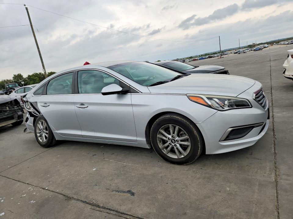 Photo 4 from auction – 2017 HYUNDAI SONATA with VIN 5NPE24AF9HH503602
