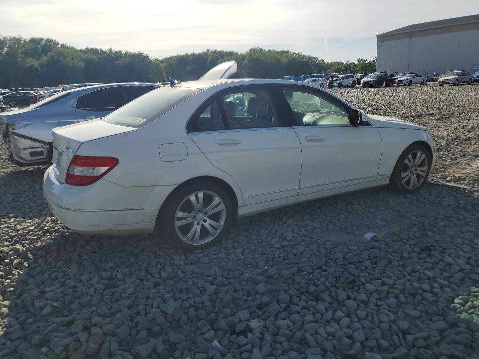 Photo 3 from auction – 2008 MERCEDES-BENZ C with VIN WDDGF81X08F139972
