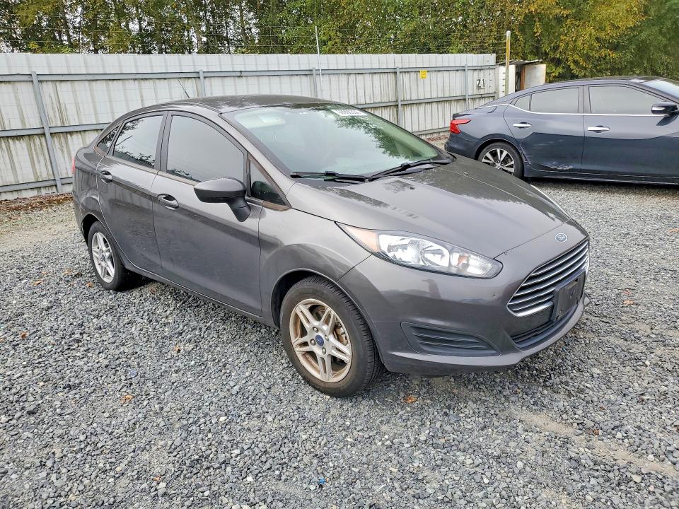 Photo 4 from auction – 2017 FORD FIESTA with VIN 3FADP4BJ5HM158388