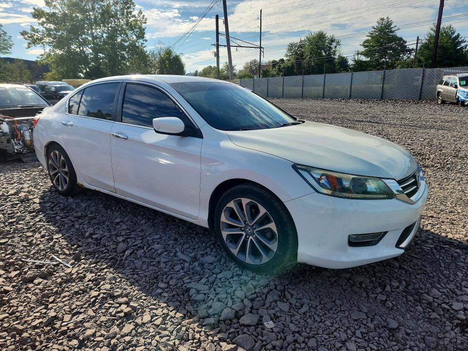 Photo 4 from auction – 2013 HONDA ACCORD with VIN 1HGCR2F58DA121233