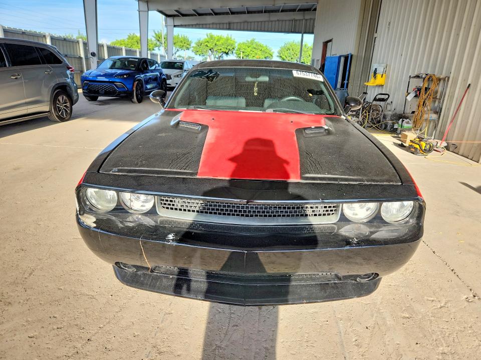 Photo 5 from auction – 2013 DODGE CHALLENGER with VIN 2C3CDYAG7DH663101