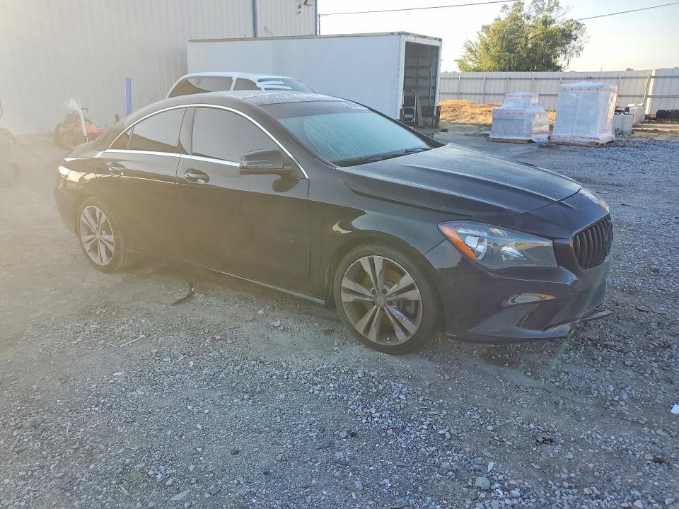 Photo 4 from auction – 2014 MERCEDES-BENZ CLA with VIN WDDSJ4EB4EN047491