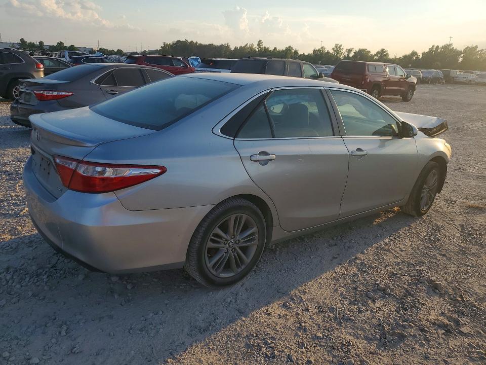 Photo 3 from auction – 2015 TOYOTA CAMRY with VIN 4T1BF1FK5FU915395