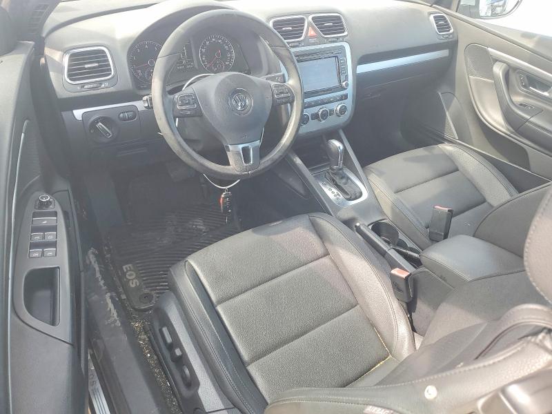 Photo 8 from auction – 2013 VOLKSWAGEN EOS with VIN WVWBW8AH0DV006156