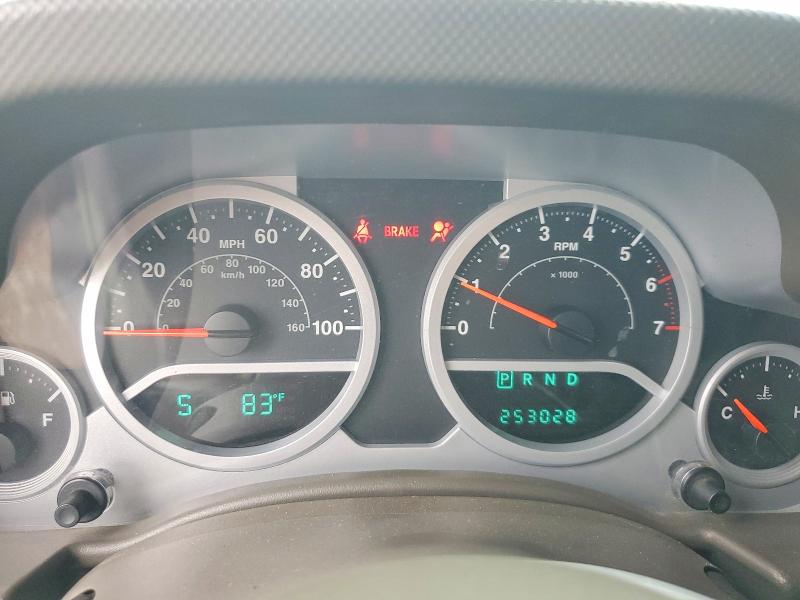Photo 9 from auction – 2007 JEEP WRANGLER with VIN 1J4GB59177L160686