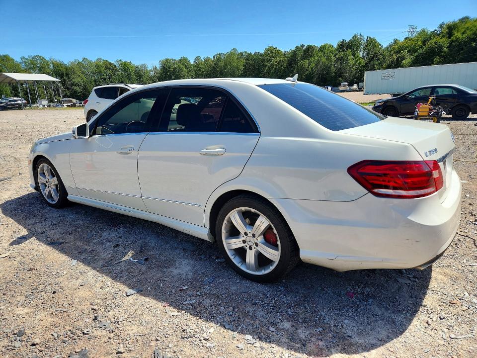 Photo 2 from auction – 2010 MERCEDES-BENZ E with VIN WDDHF8HB7AA073924