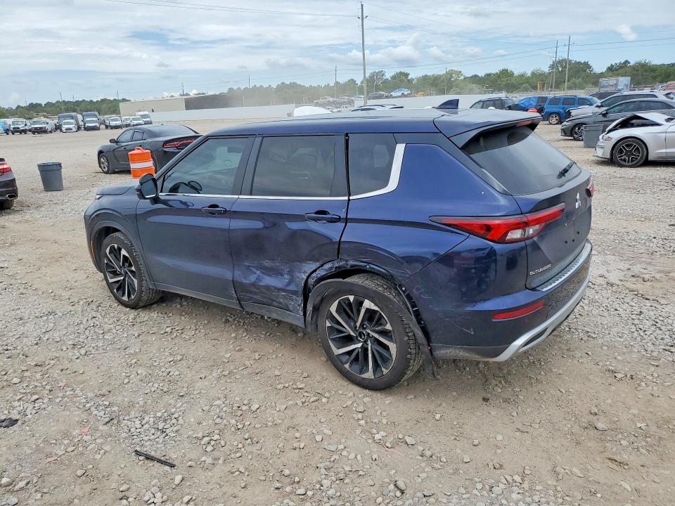 Photo 2 from auction – 2024 MITSUBISHI OUTLANDER with VIN JA4J3VA81RZ087603