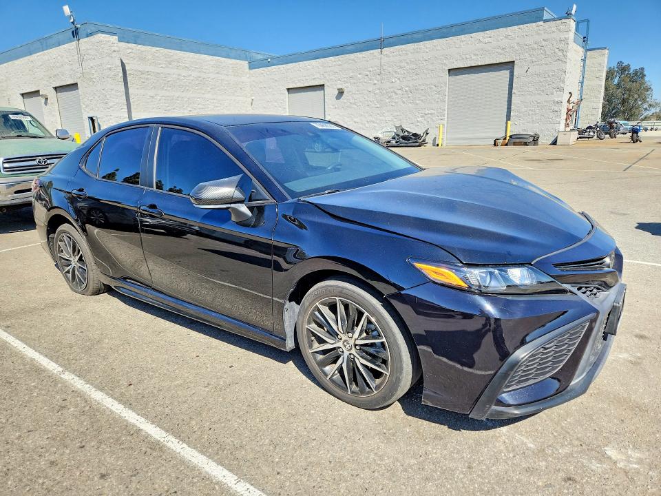 Снимка 4 от търг – 2023 TOYOTA CAMRY с VIN 4T1G11AKXPU735777