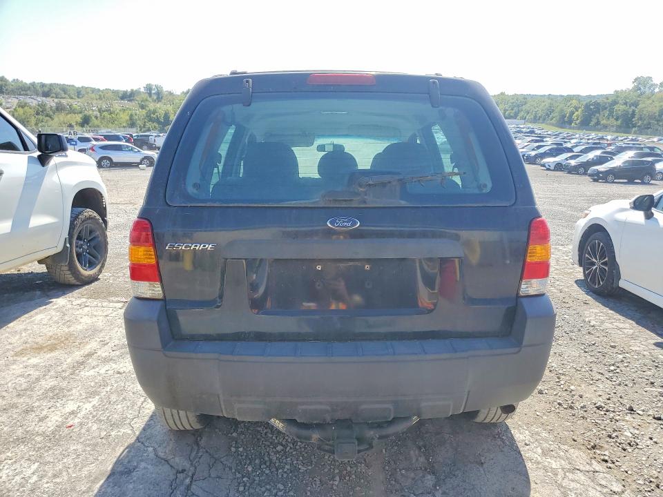 Photo 6 from auction – 2006 FORD ESCAPE with VIN 1FMYU92ZX6KC25283