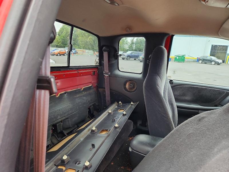 Zdjęcie 10 z aukcji – 2000 DODGE DAKOTA z VIN 1B7GL22X0YS716781
