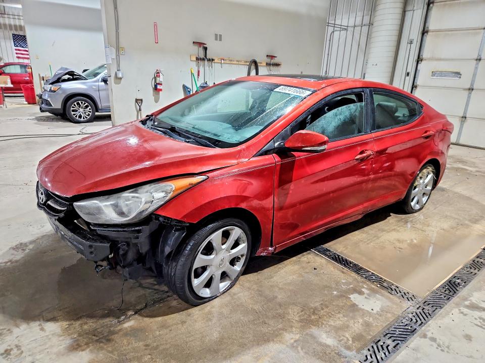 HYUNDAI ELANTRA 2013 с VIN KMHDH4AE9DU521806 - Снимка от търг