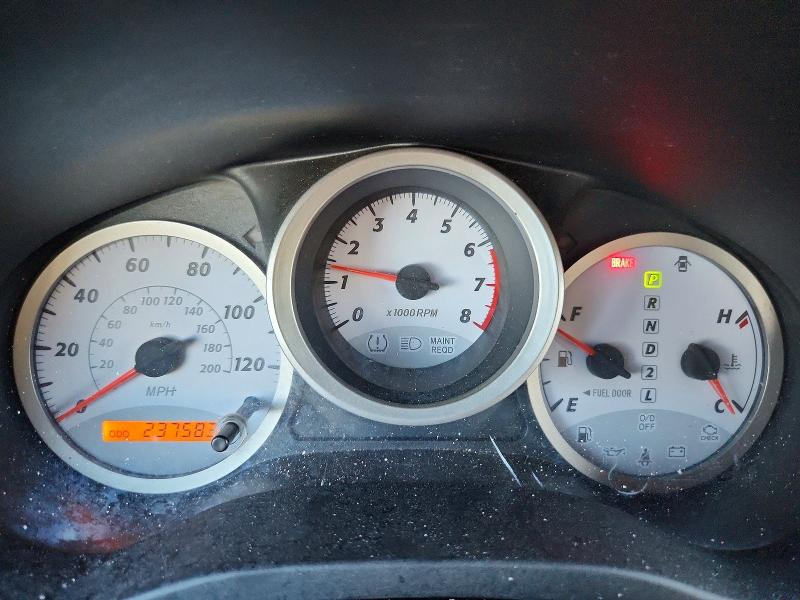 Photo 9 from auction – 2005 TOYOTA RAV4 with VIN JTEHD20V056041923