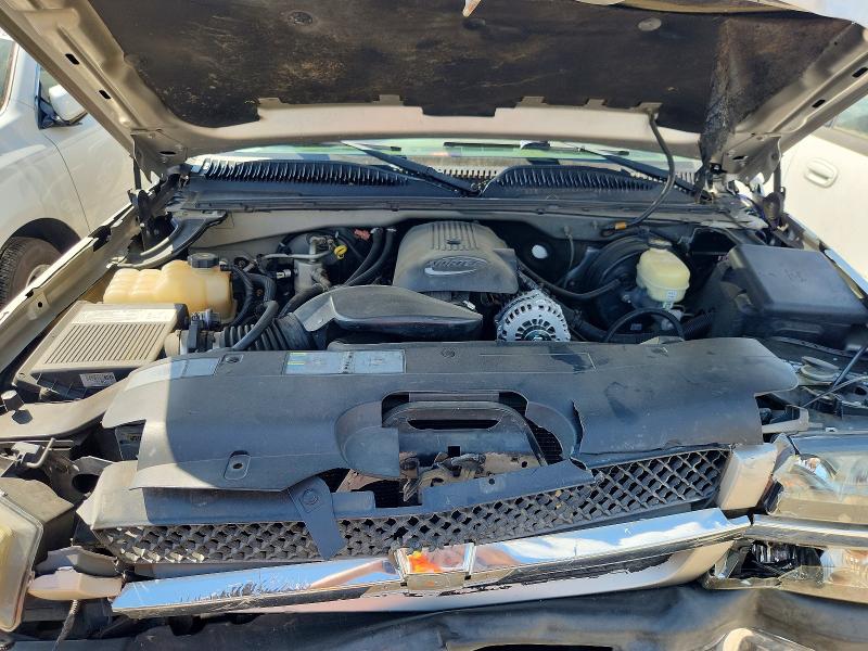 Photo 11 from auction – 2005 CHEVROLET SILVERADO with VIN 2GCEK13T951210572