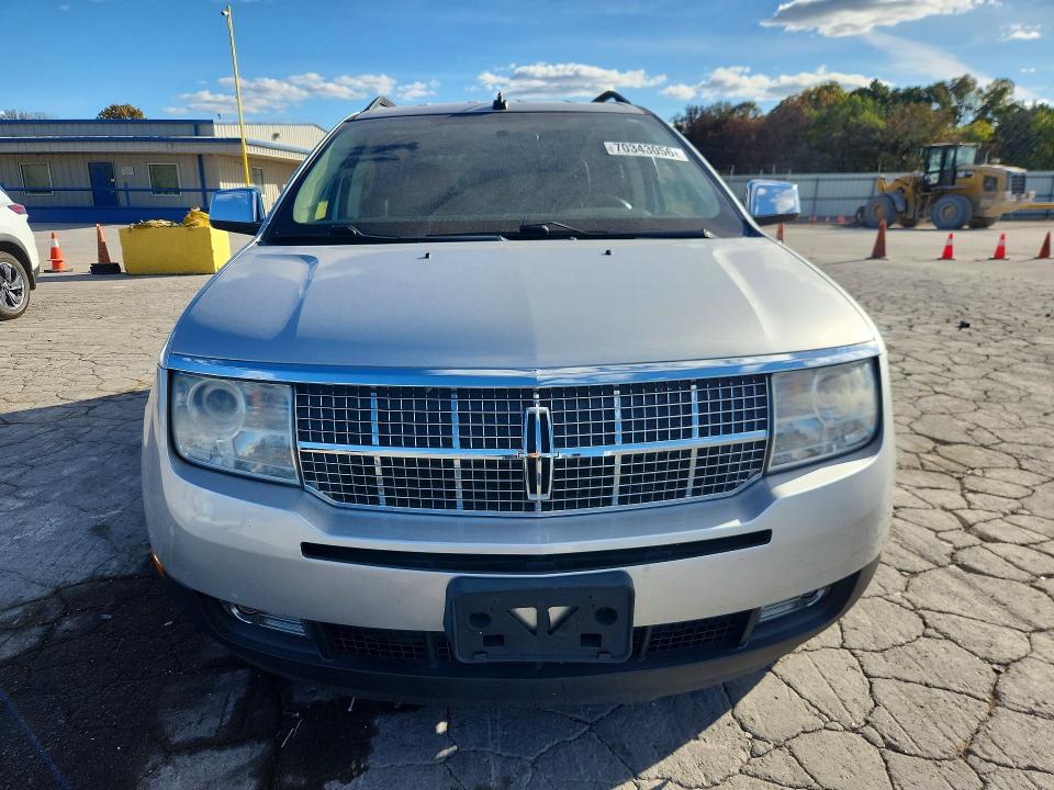 Снимка 5 от търг – 2009 LINCOLN MKX с VIN 2LMDU68C29BJ03259
