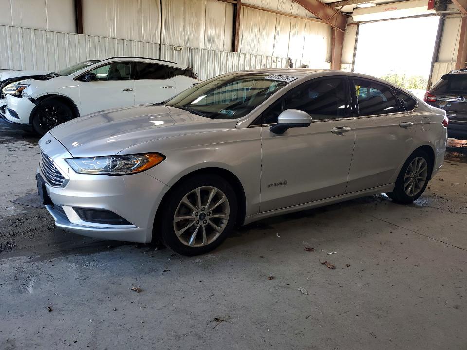 FORD FUSION 2017 with VIN 3FA6P0LU2HR181222 - Photo from auction