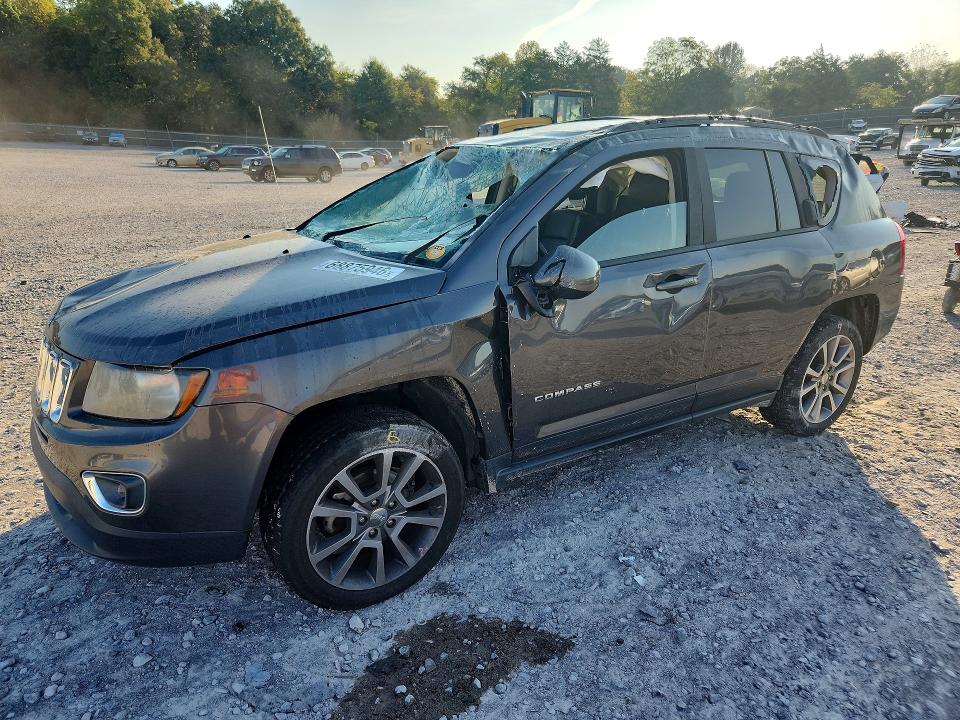 JEEP COMPASS 2016 مع رقم تعريف المركبة 1C4NJCEA0GD562960 - صورة من المزاد
