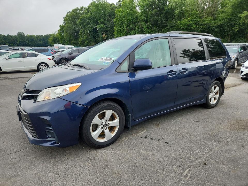 2018 TOYOTA SIENNA - Търг №67140766