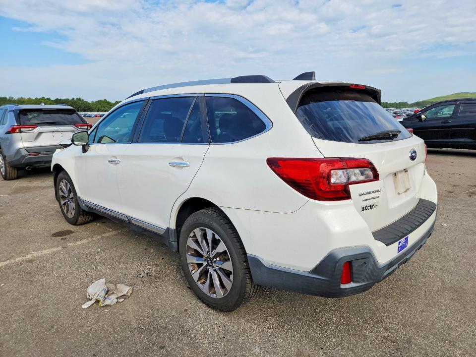 Photo 2 from auction – 2018 SUBARU OUTBACK with VIN 4S4BSETC5J3212488