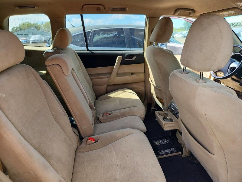 Photo 11 from auction – 2012 TOYOTA HIGHLANDER with VIN 5TDBK3EH1CS174499