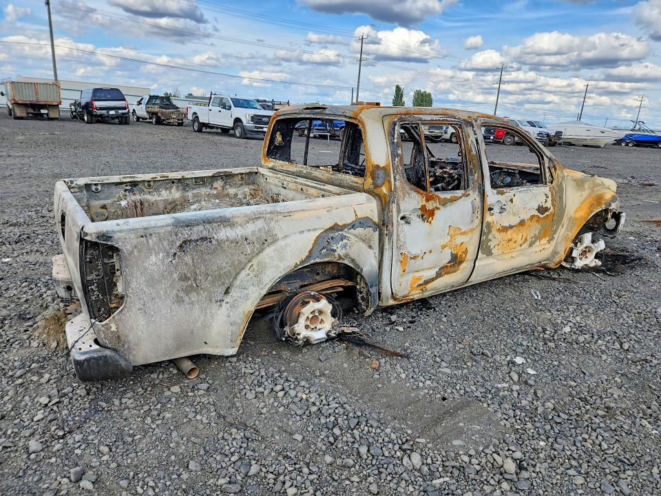 Photo 3 from auction – 2006 NISSAN FRONTIER with VIN 1N6AD07W56C460617