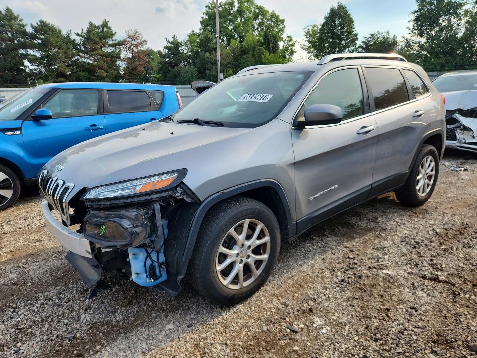 JEEP CHEROKEE 2015 with VIN 1C4PJMCB2FW744351 - Photo from auction