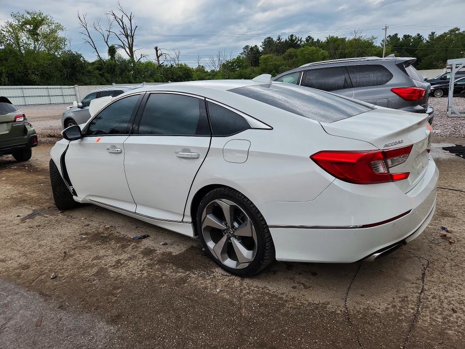 Photo 2 from auction – 2018 HONDA ACCORD with VIN 1HGCV1F94JA075386
