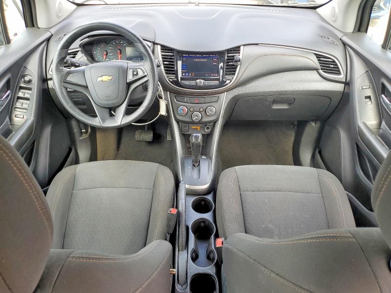 Photo 8 from auction – 2021 CHEVROLET TRAX with VIN KL7CJNSB0MB357935
