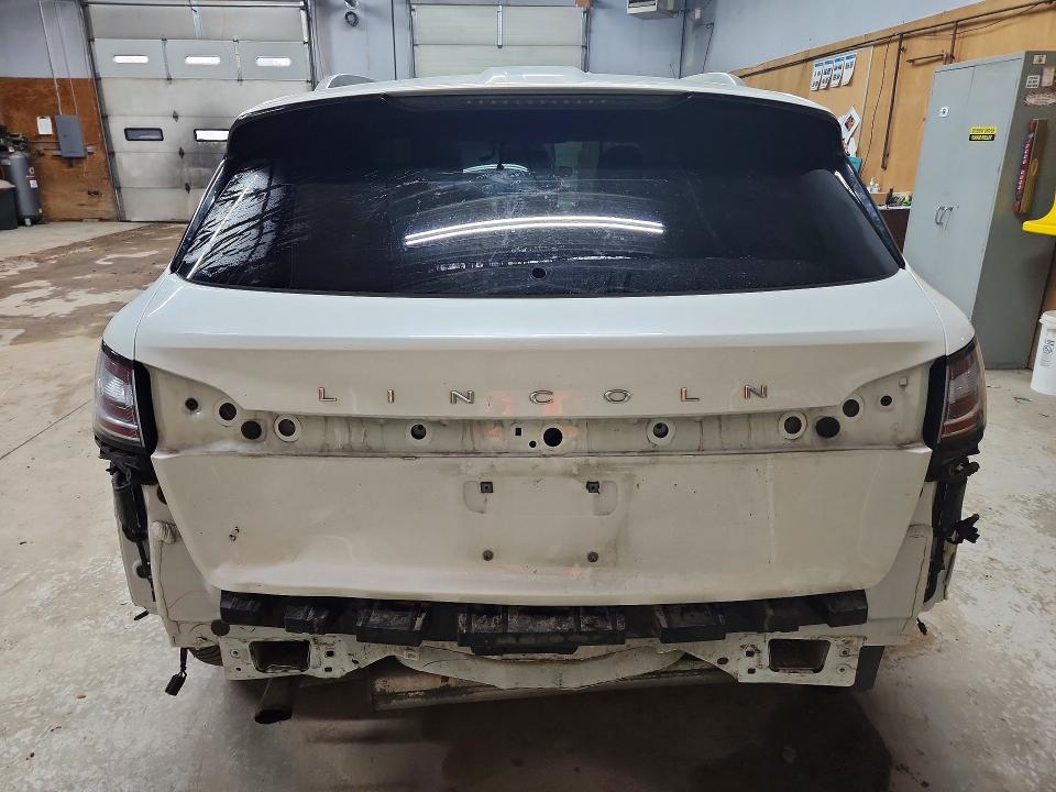 Photo 6 from auction – 2021 LINCOLN NAUTILUS with VIN 2LMPJ8KP2MBL10837