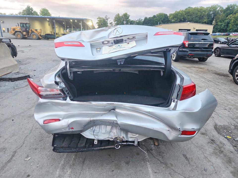 Photo 6 from auction – 2014 ACURA ILX with VIN 19VDE1F58EE010858