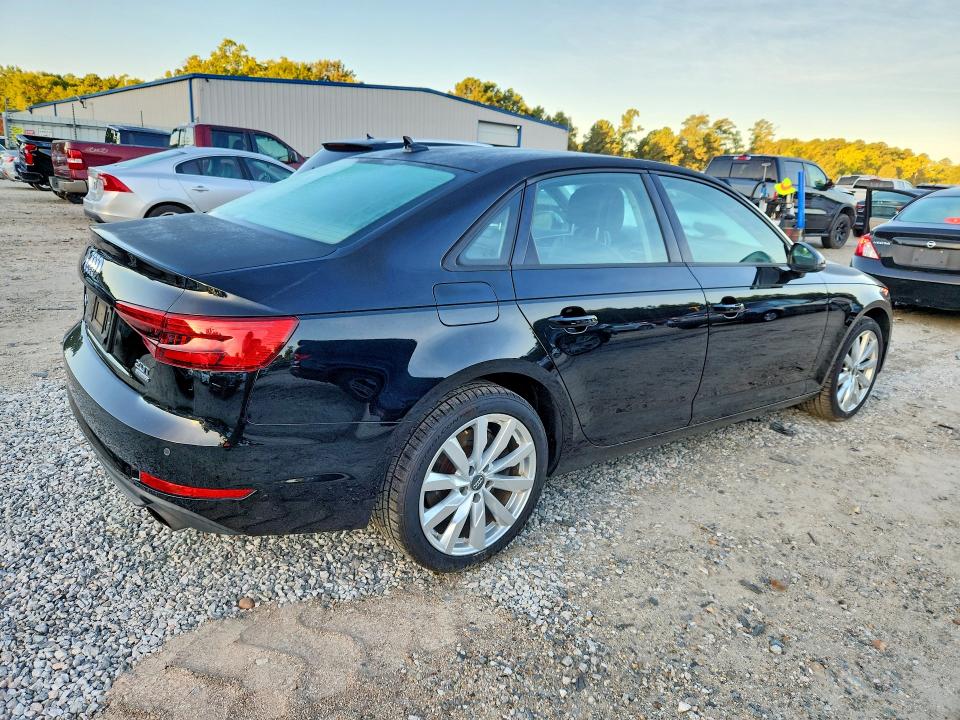 Photo 3 from auction – 2017 AUDI A4 with VIN WAUANAF49HN004856