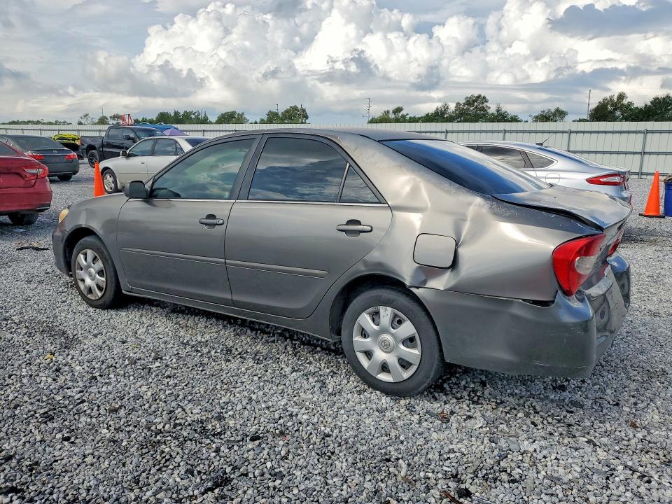 Photo 2 from auction – 2004 TOYOTA CAMRY with VIN 4T1BE32K24U806314