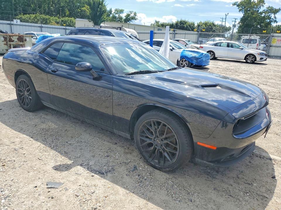 Photo 4 from auction – 2019 DODGE CHALLENGER with VIN 2C3CDZAG3KH627862