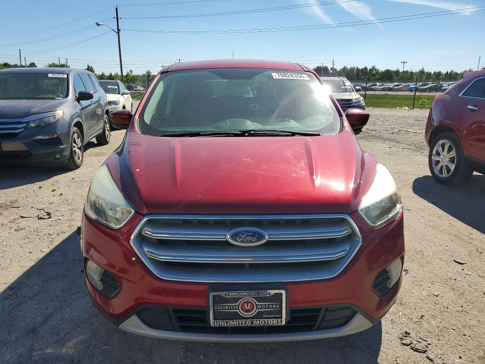 صورة رقم 5 من المزاد - 2017 FORD ESCAPE مع VIN 1FMCU0GD5HUA77702