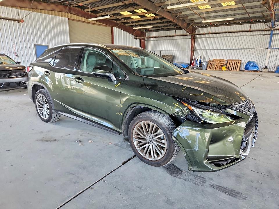 Photo 4 from auction – 2021 LEXUS RX with VIN 2T2JZMDA4MC282848