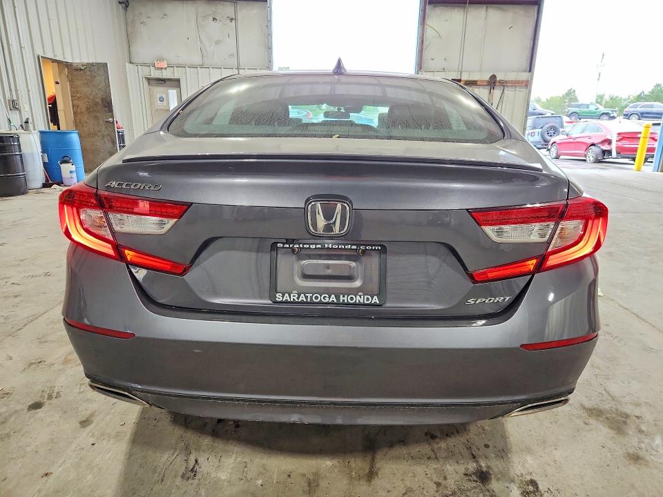 Photo 6 from auction – 2018 HONDA ACCORD with VIN 1HGCV1F34JA218767
